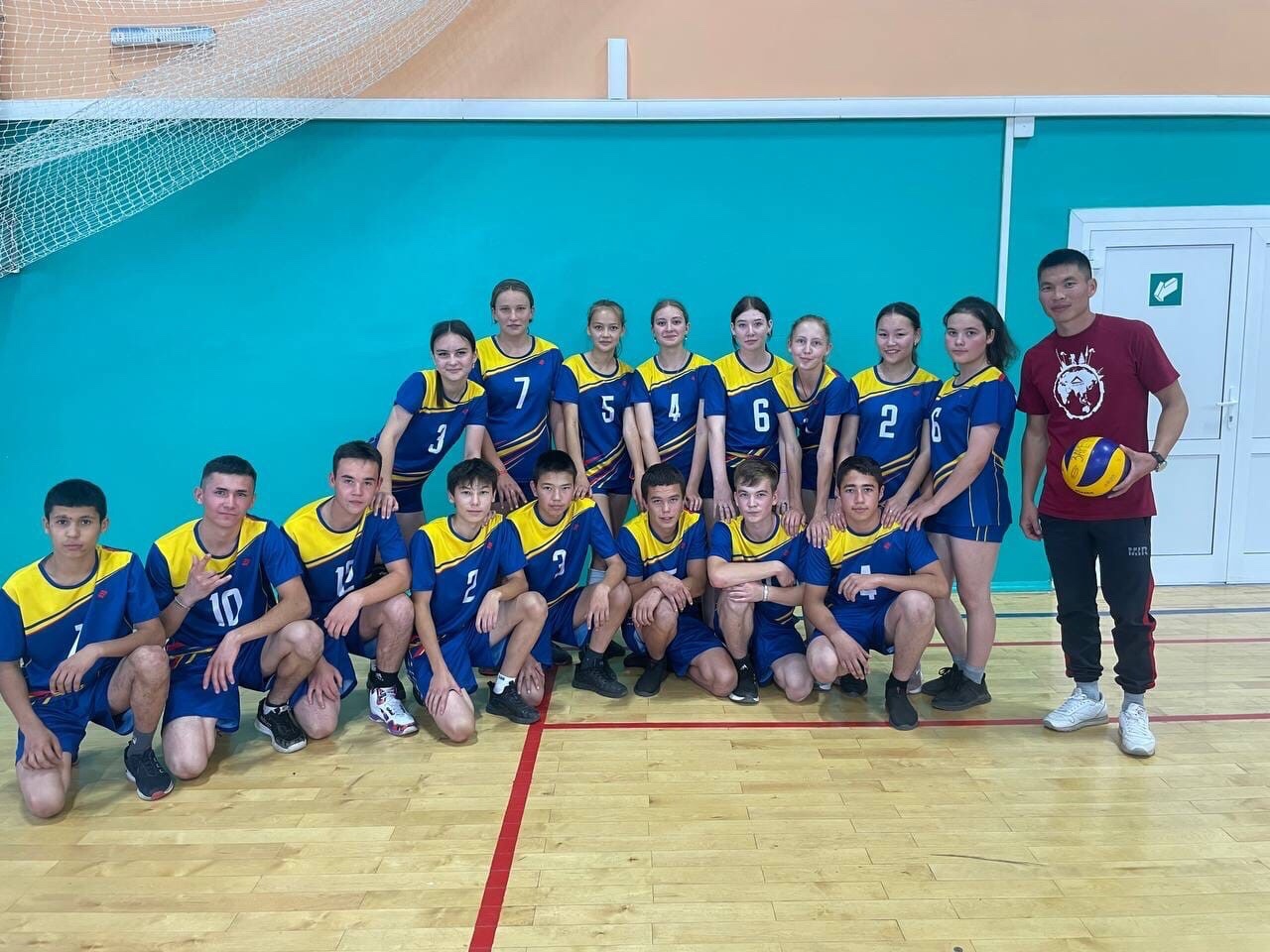 Изображение спорт и физкультура в школе.